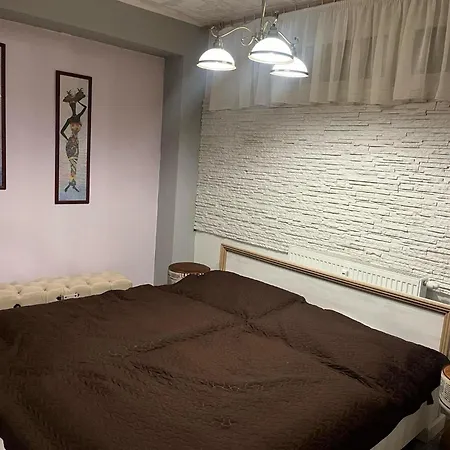 Julia - Apartment